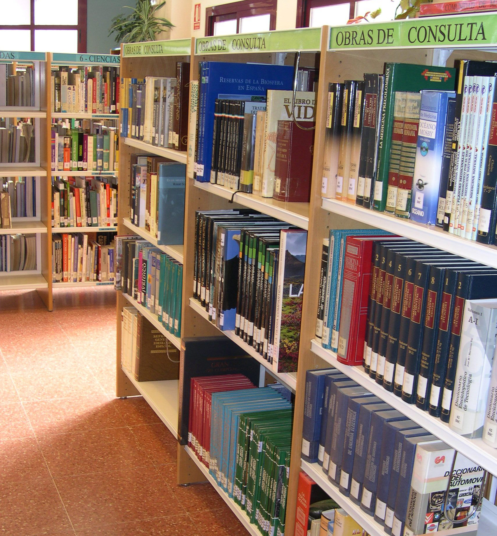 Biblioteca Municipal Julián Besteiro