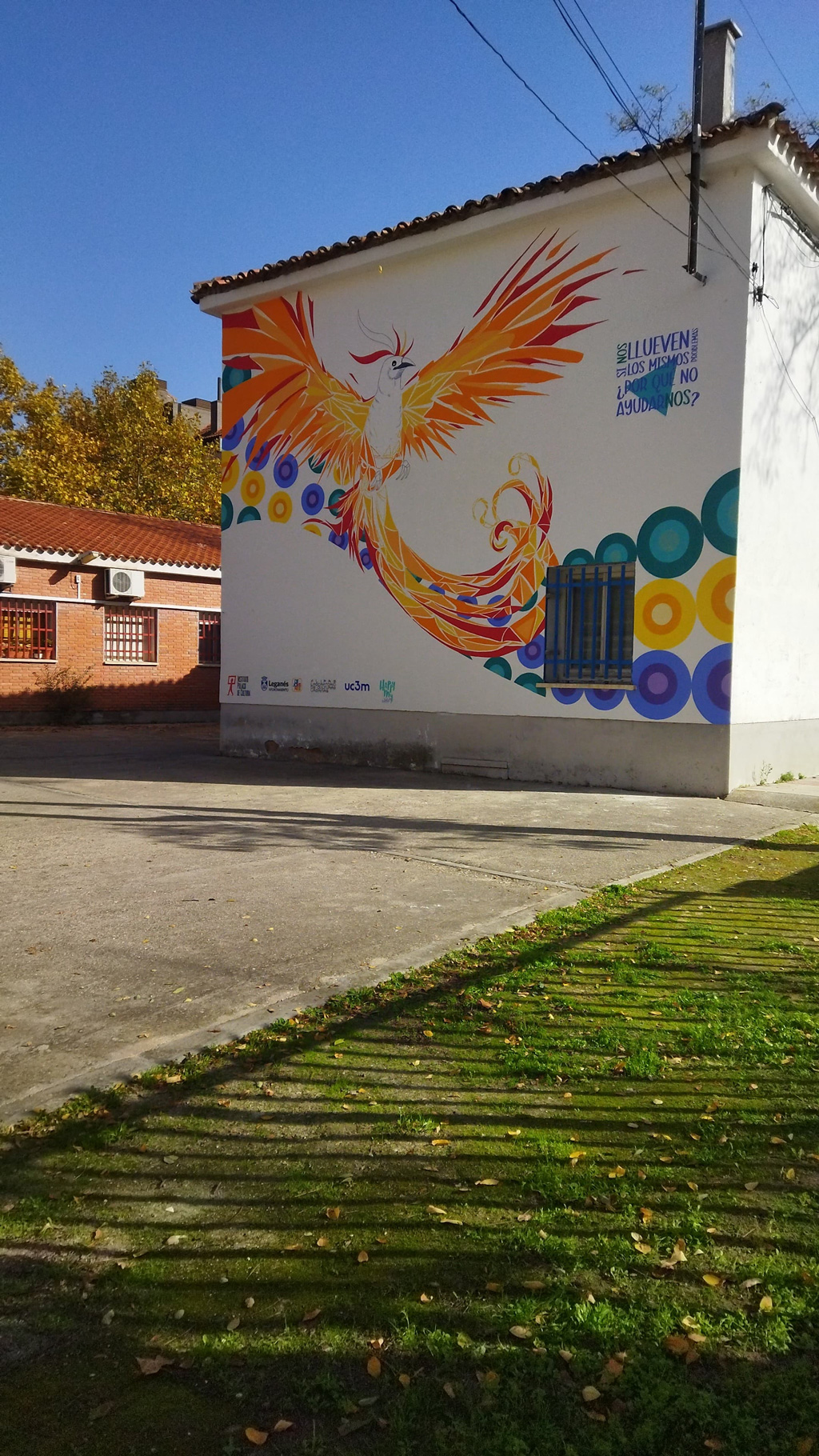 Mural realizado dentro del proyecto FLIPAS. (DeJovenes)